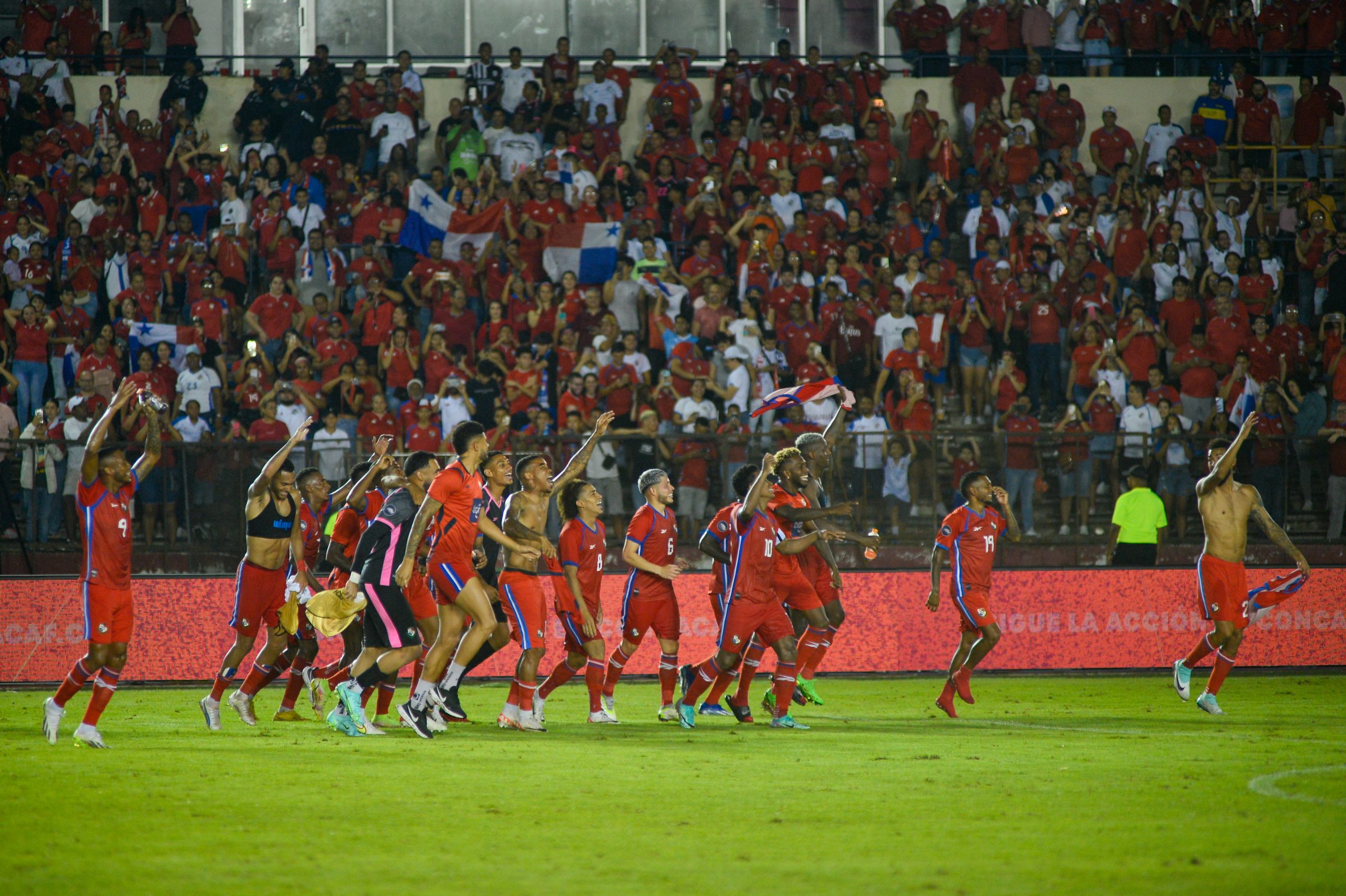 Independiente de La Chorrera es nuevo monarca del torneo Clausura 2022 del  fútbol panameño - ESPN